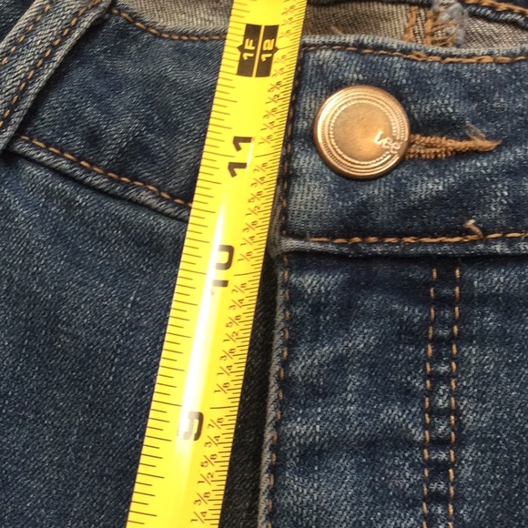 Lee Classic Fit women’s denim jeans. Size 16 Medium. - Picture 5 of 10